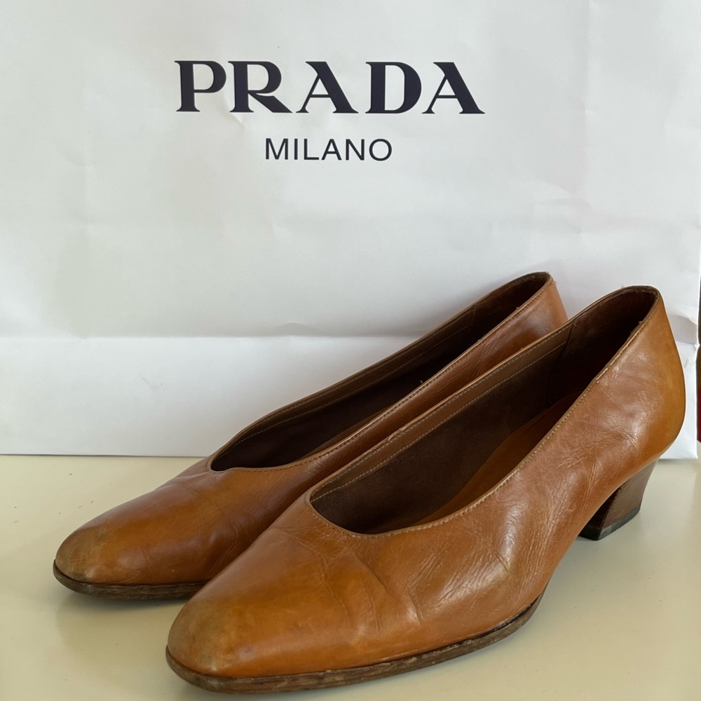 VINTAGE PRADA BROWN LEATHER SHOES